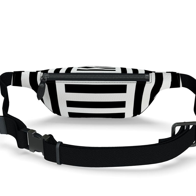 Logo HD Pouch Pack